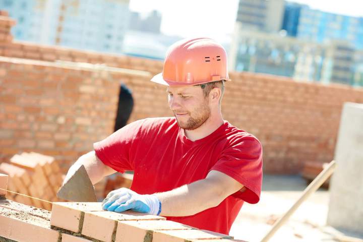 Maçon professionnel à Soucht
